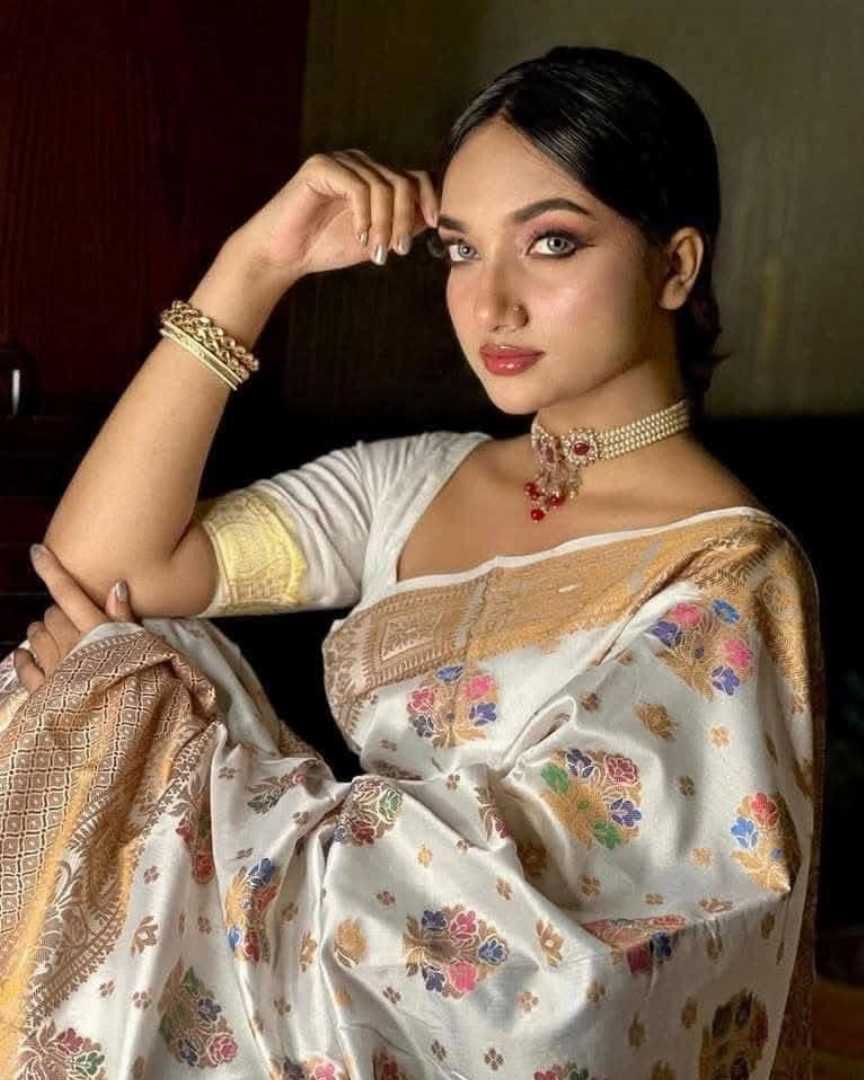 মিনাকারী,তানচুরী,কাতান,শাড়ী