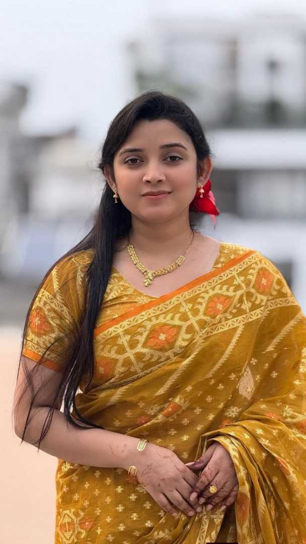 ঢাকাই,জরি,জামদানী,শাড়ি,ব্লাউজ,পিছসহ,