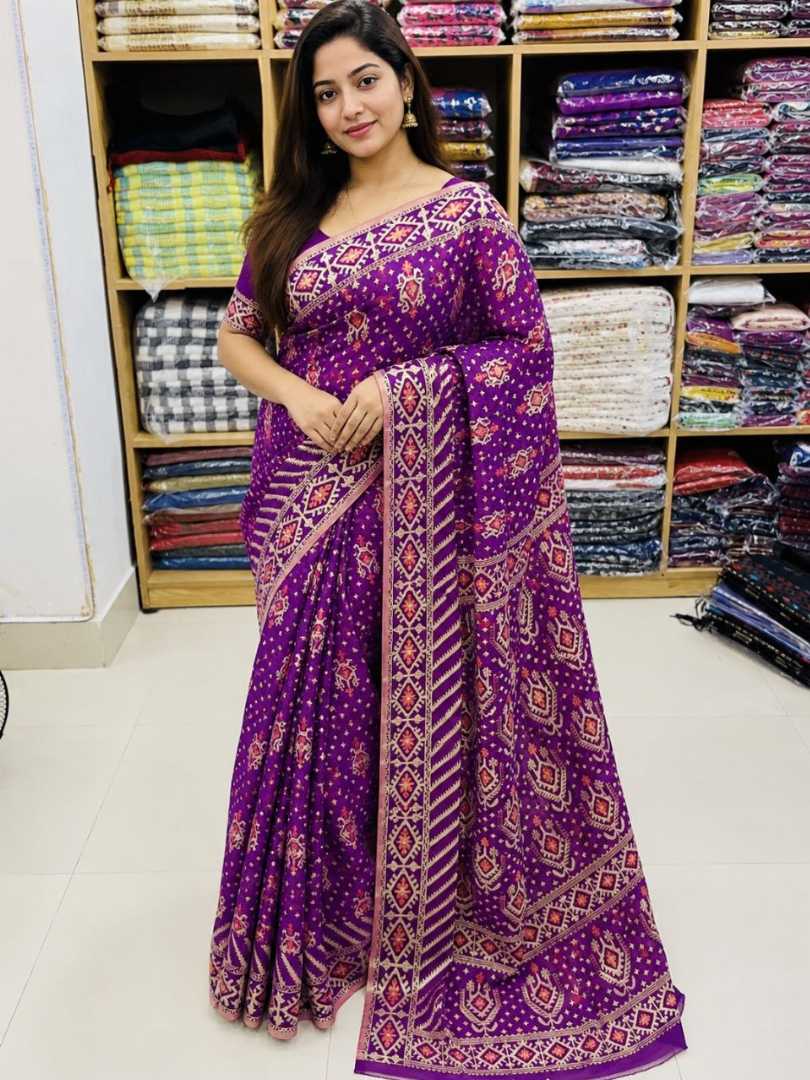 ঢাকাই,জরি,জামদানী,শাড়ি,ব্লাউজ,পিছসহ,